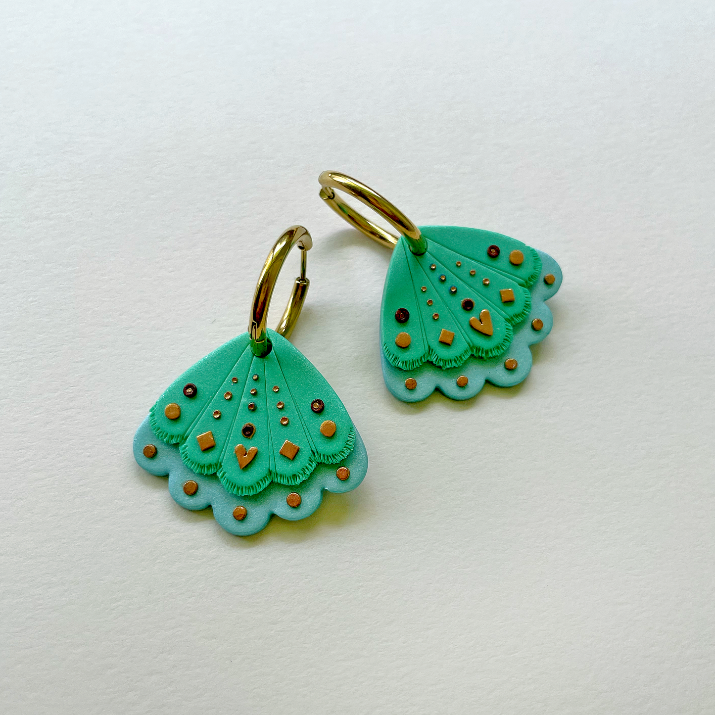 Petit Bijou Hoops | Pink